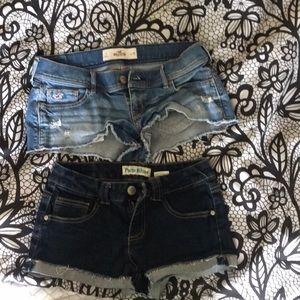 2 pairs of shorts